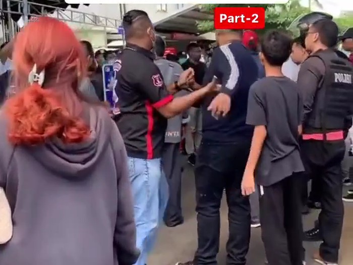 viral rs premier digeruduk massa