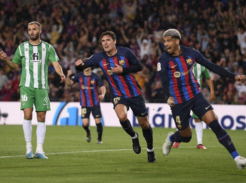 BARCELONA, SPAIN - APRIL 29:  Barcelona's Danish defender Andreas Christensen celebrates his goal during the Spanish La liga football match between FC Barcelona vs Betis CF at at the Camp Nou stadium in Barcelona on April 29, 2023. (Photo by Adria Puig/Anadolu Agency via Getty Images)
