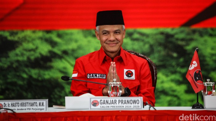 PPP resmi mengusung Ganjar Pranowo sebagai bakal capres 2024. Usai dukungan, PPP bertemu Ketum PDIP Megawati Soekarnoputri bersama jajaran pengurus PDIP.