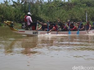Serunya Festival Perahu Naga di Pati, Jadi Ajang Berburu Bibit Atlet Dayung