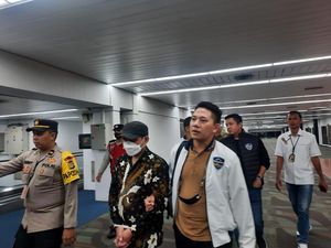 Ditangkap Bareskrim, Peneliti BRIN Andi Pangerang Tiba di Jakarta
