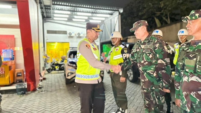 Polresta Bogor Kota dan Kodim 0606 Kota Bogor melaksanakan patroli gabungan