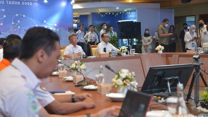 Rapat Kemenhub terkait pemantauan mudik