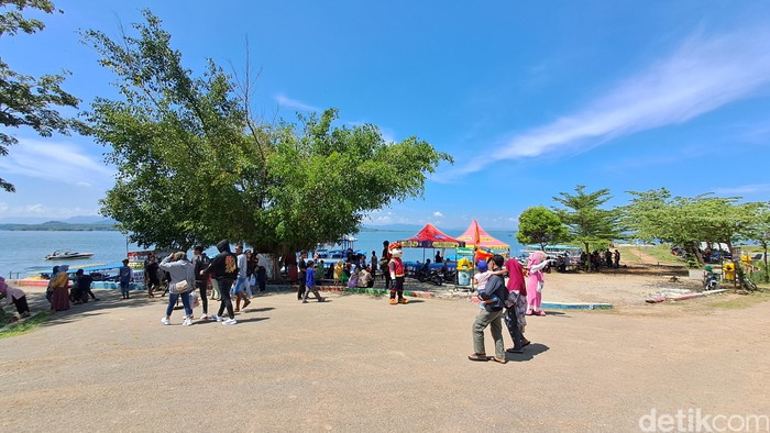Suasana Waduk Gajah Mungkur Wonogiri, Minggu (30/4/2023).