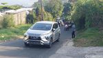 Momen Kendaraan Gagal Taklukkan Terjalnya Tanjakan Naga Lembang