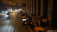 Selain itu, di Terowongan Lingkar Nagreg juga dilarang untuk berjualan. (Foto: Wisma Putra/detikJabar)