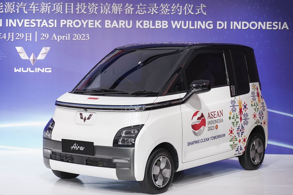 Wuling Air ev untuk KTT ASEAN 2023