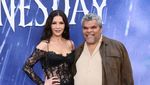 Cantiknya Catherine Zeta-Jones Tak Lekang Waktu