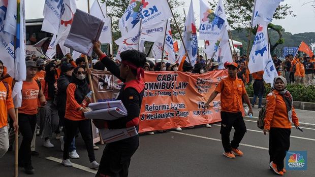 Demo buruh akan berlangsung di Jakarta, Senin (1/5/2023), guna memperingati hari buruh atau Mei Day. (վ/Emir Yanwardhana)