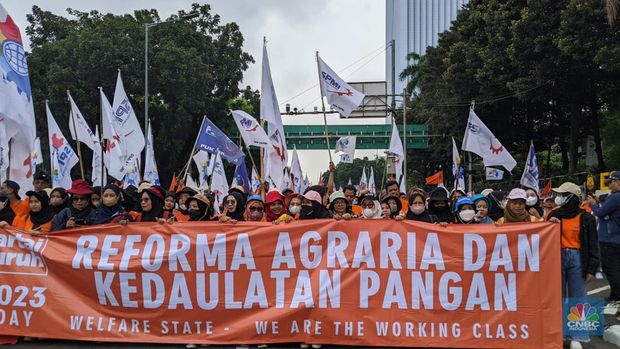 Demo buruh akan berlangsung di Jakarta, Senin (1/5/2023), guna memperingati hari buruh atau Mei Day. (CNBC Indonesia/Emir Yanwardhana)