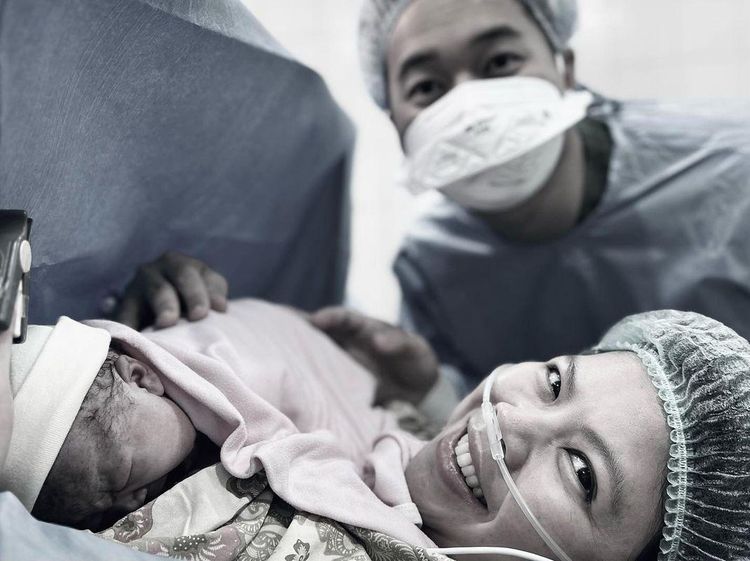 Potret Greysia Polii Melahirkan Anak Pertama