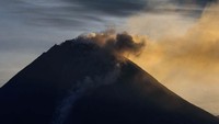 Hal ini menunjukkan aktivitas Gunung Merapi memang cukup tinggi.