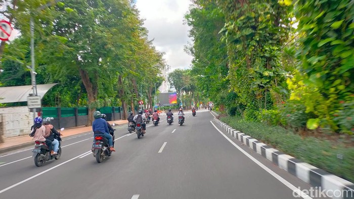 jalan darmo surabaya lengang