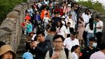May Day, Lautan Manusia di Tembok Besar China