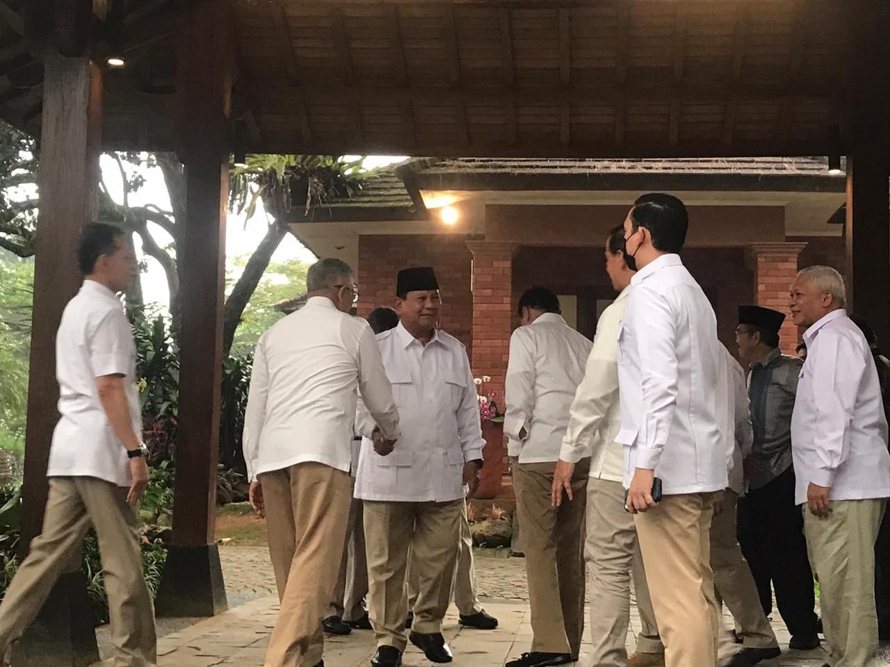 Marzuki Alie-Jimly Asshiddiqie Terlihat Saat Prabowo Terima Kunjungan Wiranto (Dwi Rahmawati-detikcom)