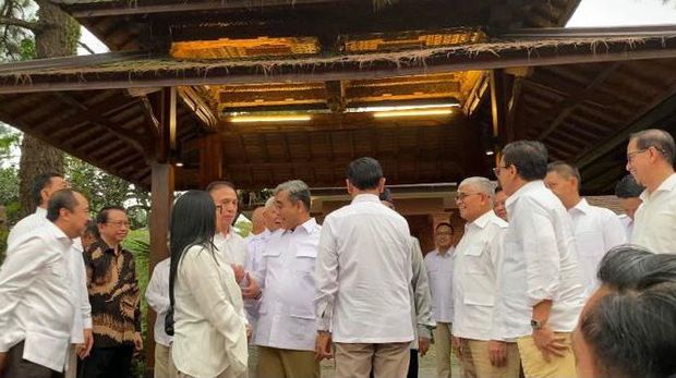 Marzuki Alie-Jimly Asshiddiqie Terlihat Saat Prabowo Terima Kunjungan Wiranto (Dwi Rahmawati-detikcom)