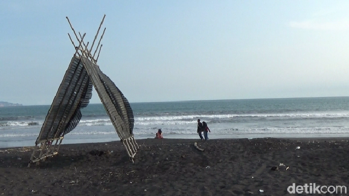 Pantai Drajid Lumajang