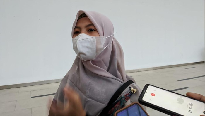 Fina Annisa (22), mahasiswi asal Lombok selamat dari perang Sudan, Senin (1/5/2023).