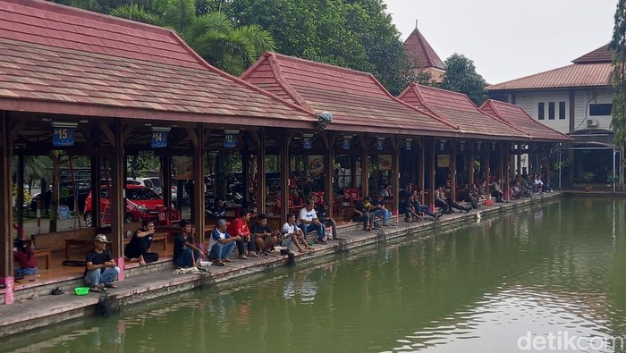 Peringatan Hari Buruh Internasional 2023 di Ciamis dan Subang