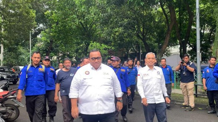 Presiden Konfederasi Serikat Pekerja Seluruh Indonesia (KSPSI) Andi Gani Nena Wea