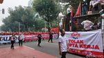 Pedagang Topi hingga Starling Ketiban Berkah May Day