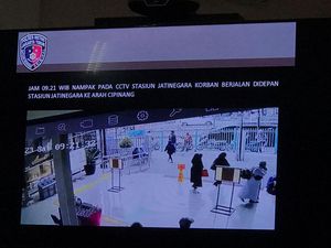 Rekaman CCTV Sebelum AKBP Buddy Towoliu Tewas di Rel Kereta