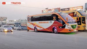 Punya Kepala Lancip Seperti Kereta Cepat, Ini Road Bullet Bus di Pakistan