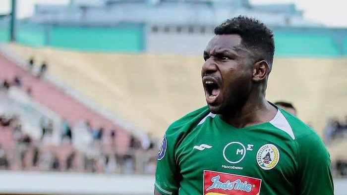 Striker PSS Sleman Ricky Cawor.