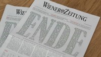 Koran itu dimiliki oleh pemerintah Austria sejak 1857 dan berfungsi sebagai surat kabar resmi, dengan iklan lowongan pekerjaan pegawai negeri dan pemberitahuan resmi lainnya yang diatur oleh undang-undang. Konten itu menjadi sumber pendapatan utama, dan memungkinkan surat kabar tersebut melakukan pekerjaan jurnalistiknya dalam melaporkan berita. Getty Images/Thomas Kronsteiner