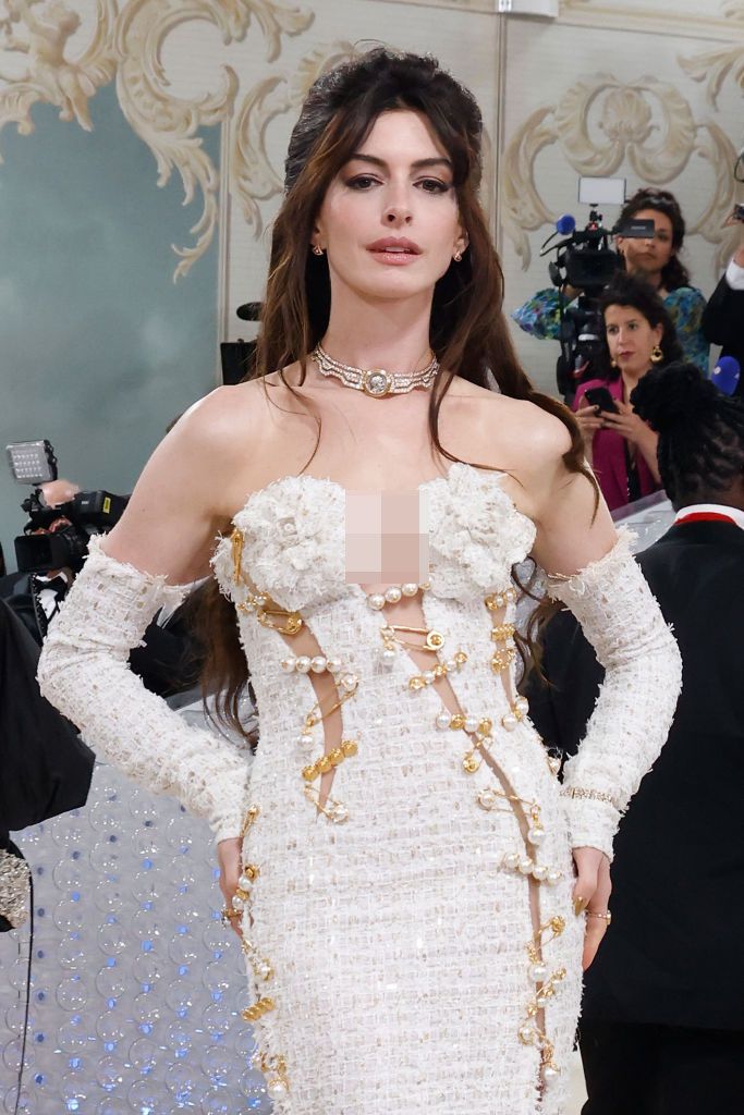 Anne Hathaway at the 2023 Met Gala: Karl Lagerfeld: A Line of Beauty held at the Metropolitan Museum of Art on May 1, 2023 in New York, New York. (Photo by Christopher Polk/WWD via Getty Images)