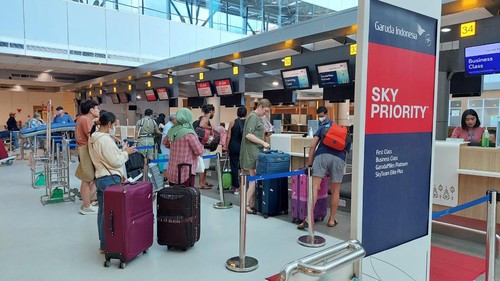 Bandara Lombok mencatat peningkatan penumpang pesawat sebanyak 17 persen pada periode Lebaran 2023 dibanding periode yang sama tahun lalu.