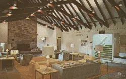 Potret Bangunan yang Dulu Populer Kini Terbengkalai dan Berhantu