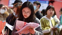 Menurut Yu, makin sulit bagi lulusan perguruan tinggi untuk mendapatkan pekerjaan. Ia pun mengaku hal ini juga dipengaruhi oleh kondisi ekonomi global yang terus tidak menentu. Future Publishing/Getty Images  