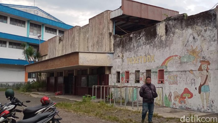 Eks Bioskop Kelud yang dulunya merupakan bangunan Sekolah Kartini di Kota Malang