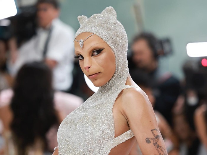 NEW YORK, NEW YORK - MAY 01:  Doja Cat attends The 2023 Met Gala Celebrating 
