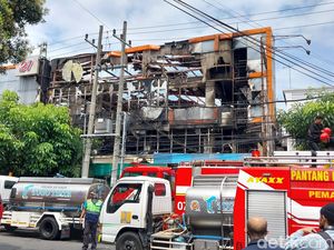 Malang Plaza Kebakaran, Wali Kota Sutiaji: Manajemen Harus Tanggung Jawab!