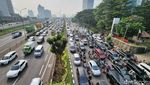 Lalin Jalan TB Simatupang Padat Merayap