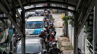 Heru menerangkan wacana tersebut dimaksudkan untuk mengurai kemacetan akibat tingginya volume kendaraan yang menuju ke Jakarta di pagi hari. Pradita Utama/detikcom.