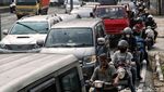 Melihat Kemacetan Jakarta yang Bikin Jam Kerja Mau Dibagi Jadi Dua