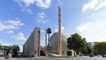 8 Potret Masjid Cologne, Masjid Terbesar di Jerman yang Punya Bentuk Unik