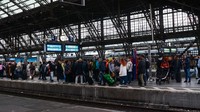 Anggaran resmi untuk menindaklanjuti tiket murah 49 euro itu diperkirakan mencapai €3 miliar (setara Rp 49,4 triliun), di mana pemerintah federal Jerman telah berkomitmen untuk menanggung €1,5 miliar (setara Rp 24,7 triliun), sementara setengahnya lagi akan ditanggung oleh negara bagian.
