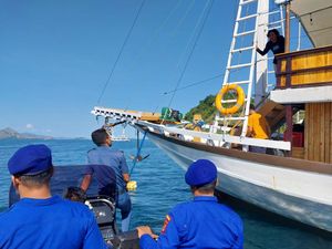 TNI-Polri Cek Kelayakan Kapal Wisata Labuan Bajo Jelang KTT ASEAN