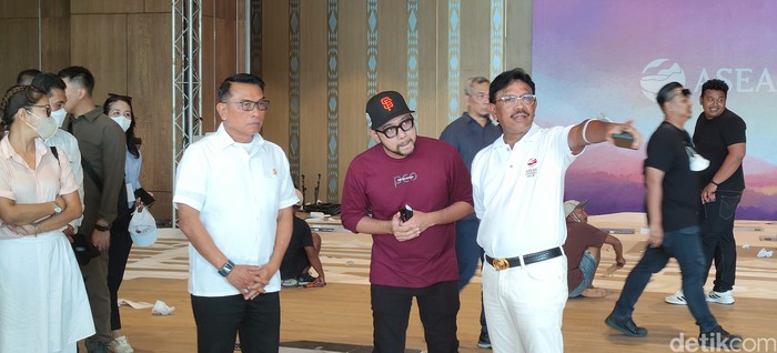 Persiapan KTT ke-42 ASEAN