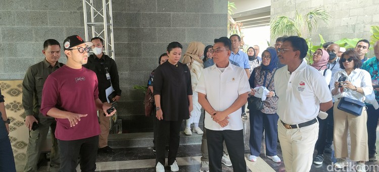 Persiapan KTT ke-42 ASEAN