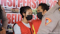 Selain sebagai tersangka penipuan, mereka juga ditetapkan sebagai tersangka pengancaman dengan senjata tajam. Kasus ini ditangani oleh Polres Belitung Timur. (Istimewa)