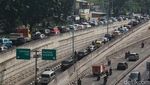 Potret Kemacetan di Jalan Tendean Pagi Tadi