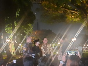 Ragam Gestur 6 Ketum Parpol Keluar Istana Usai Bertemu Jokowi