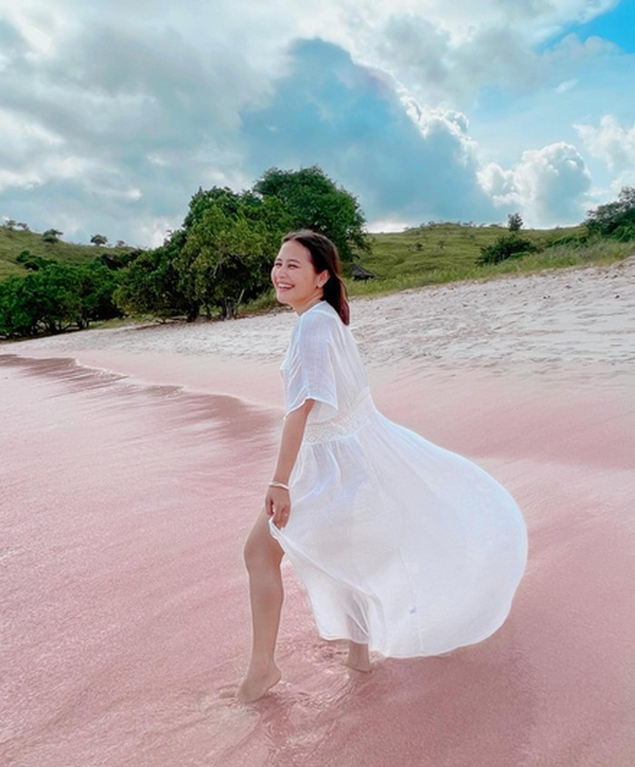 Prilly Latuconsina di Labuan Bajo Prilly Latuconsina di Labuan Bajo