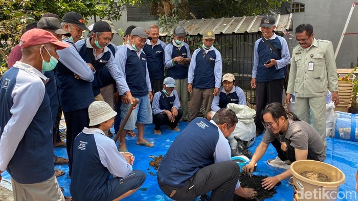 Regenerative Soil menjadi solusi bagi petani di Blitar