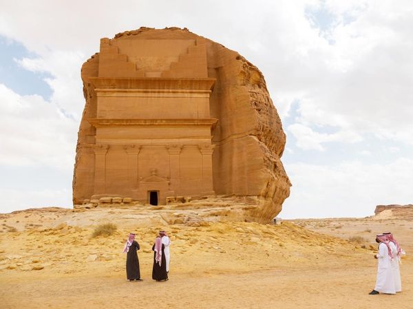 7 Tempat Bersejarah di Madinah, Muslim Wajib Kunjungi Ya!
